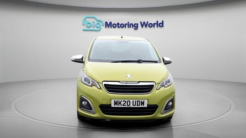 Used Peugeot 108 Collection 71 HP (52 kW) 2020 Green Hatchback
