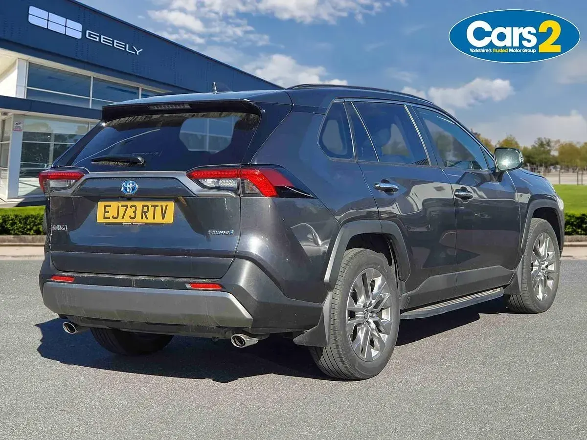 Używany Toyota RAV4 2023 Szary SUV