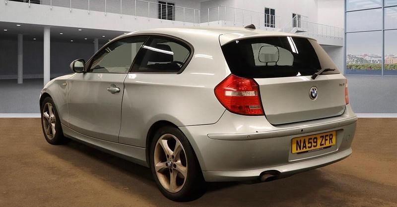 Used BMW 116 Sport Line 2009 Green Hatchback