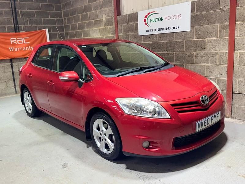 Usado Toyota Auris 2010 Vermelho Citadino