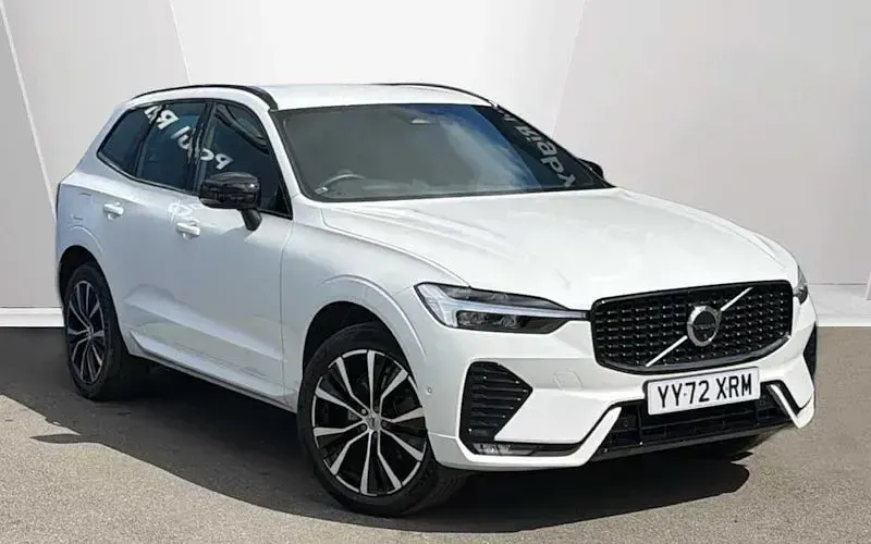 Used Volvo XC60 Plus 197 HP (144 kW) 2022 SUV