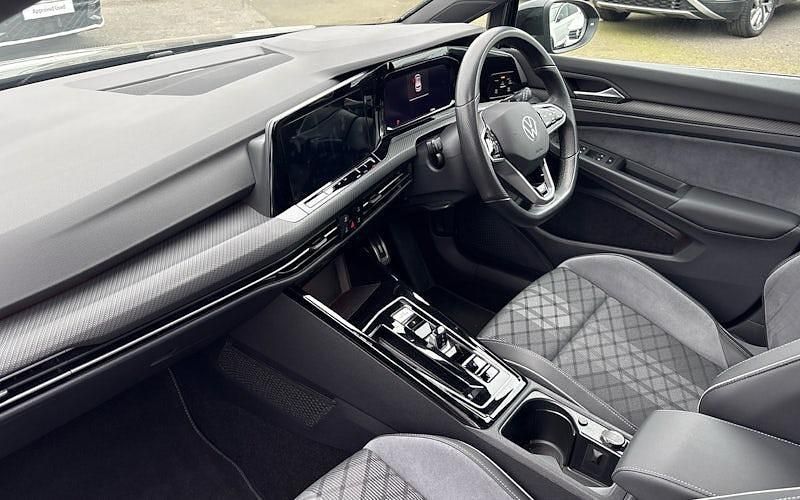 Used VW Golf VIII R-line 150 HP (110 kW) 2023 Hatchback