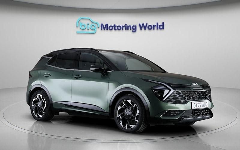 Green Used 2022 Kia Sportage GT-Line S SUV | £25,800 (Fair price) - Image 1/4