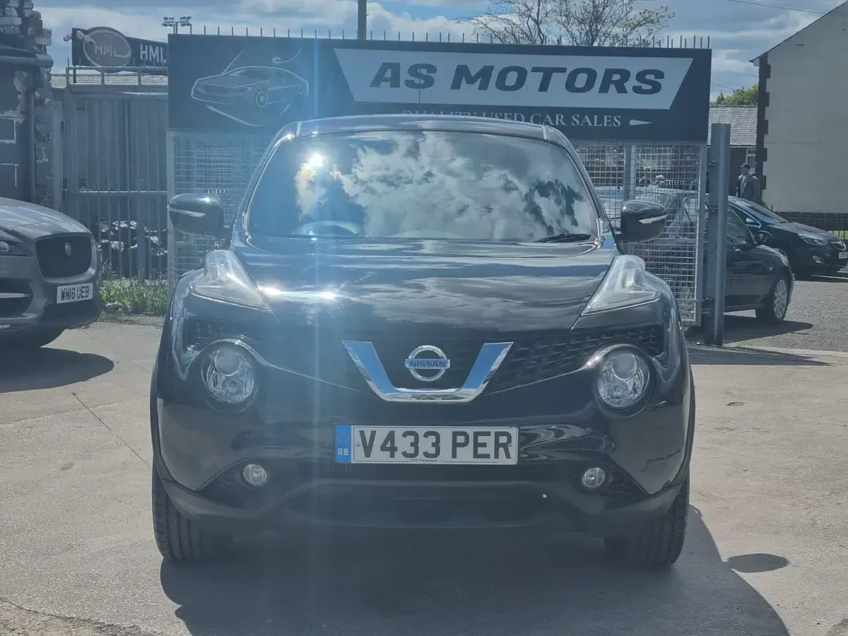 Begagnad Nissan Juke Acenta 115 HK (84 kW) 2016 Svart SUV