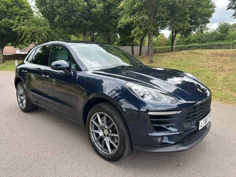 Blue Used 2018 Porsche Macan S SUV | £23,995 (Good price) - Image 1/4