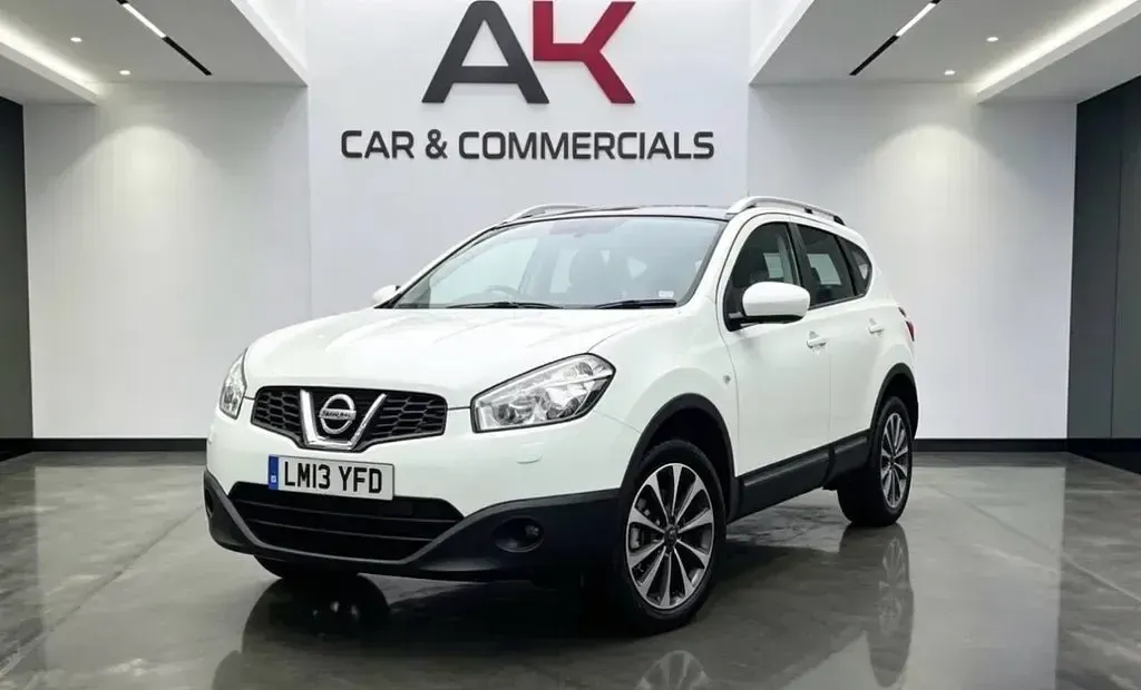 Used Nissan Qashqai +2 Tekna 2013 White SUV
