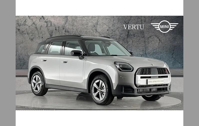 Silver New 2025 Mini Countryman Classic SUV | £30,990 (Super price) - Image 1/4