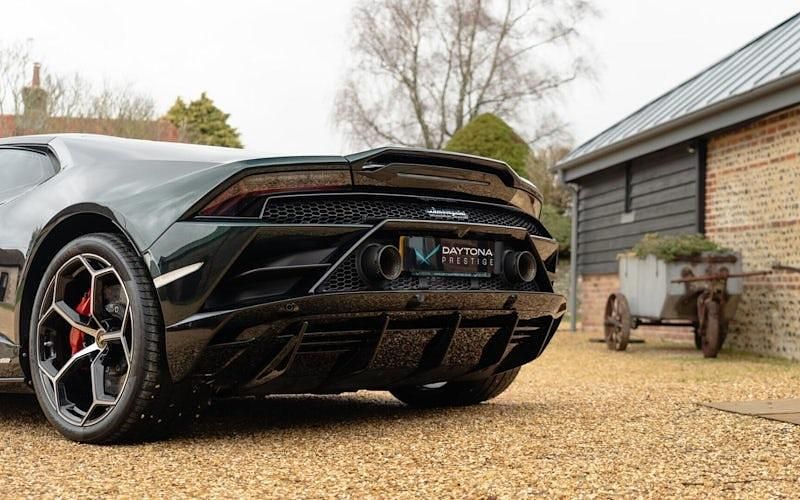 Used Lamborghini Huracán 640 HP (470 kW) 2022 Coupe