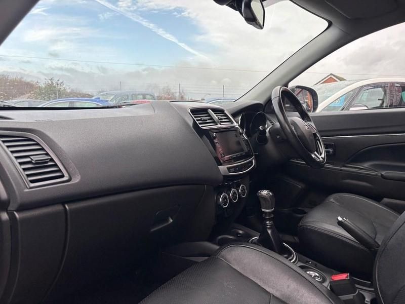 Used Mitsubishi ASX 112 HP (82 kW) 2018 Grey SUV