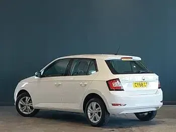 Used Skoda Fabia SE 75 HP (55 kW) 2018 White Hatchback