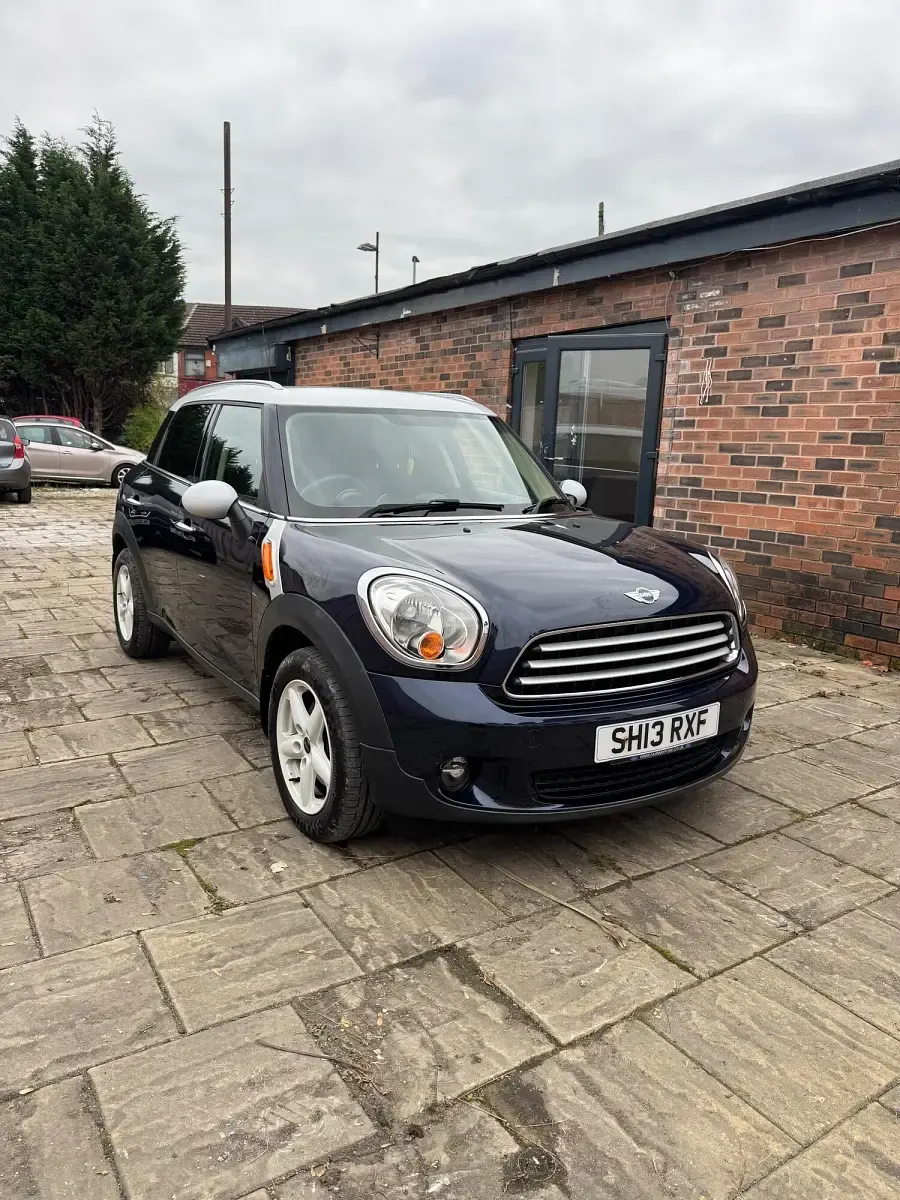 Used Mini Cooper 2013 Blue Hatchback