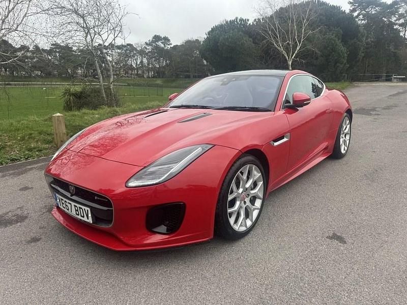 Used Jaguar F-Type R-Dynamic 300 HP (220 kW) 2017 Red Coupe