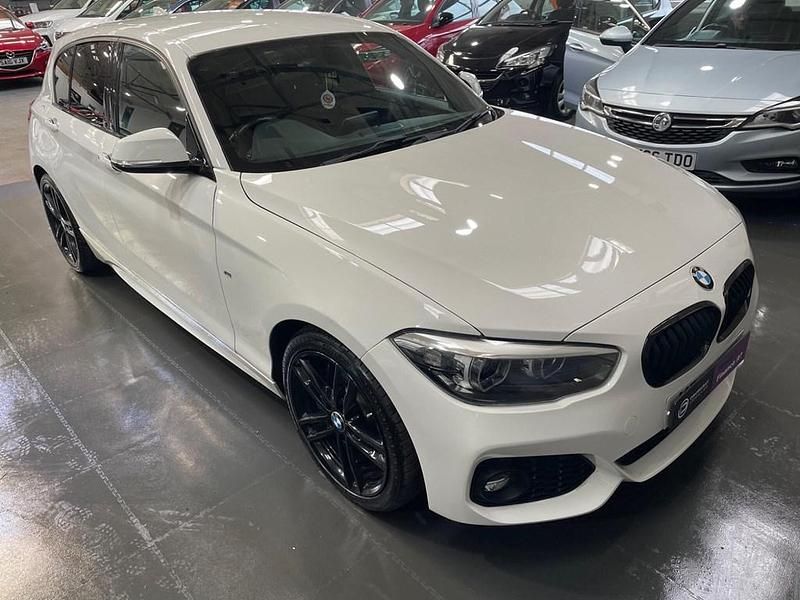 Usado BMW 118 M Sport 2018 Branco Citadino