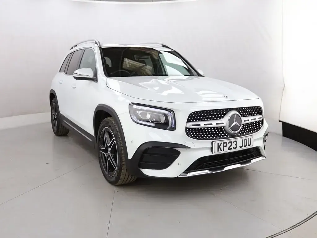 Used Mercedes GLB200 Executive 163 HP (119 kW) 2023 White SUV