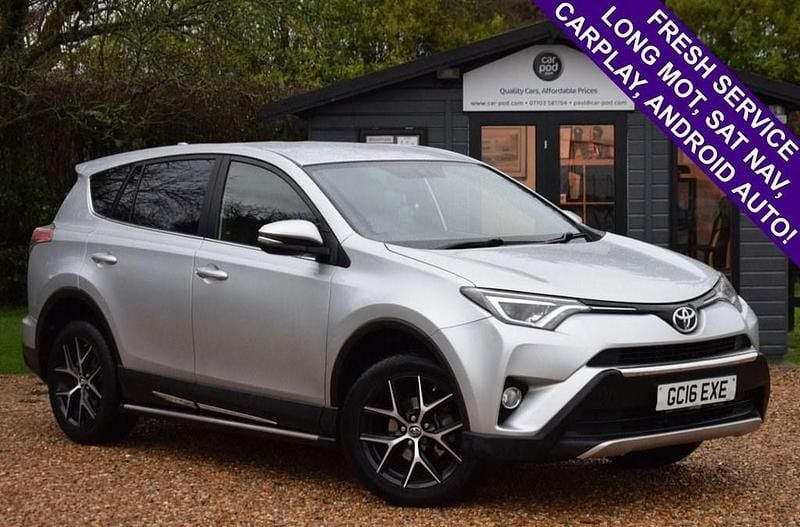 Silver Used 2016 Toyota RAV4 Estate | £8,995 (Fair price) - Image 1/2