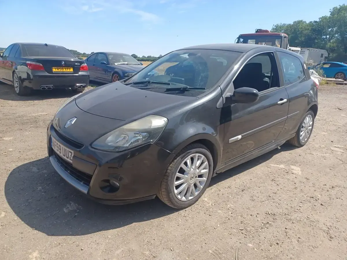 Used Renault Clio 75 HP (55 kW) 2009 Black Hatchback