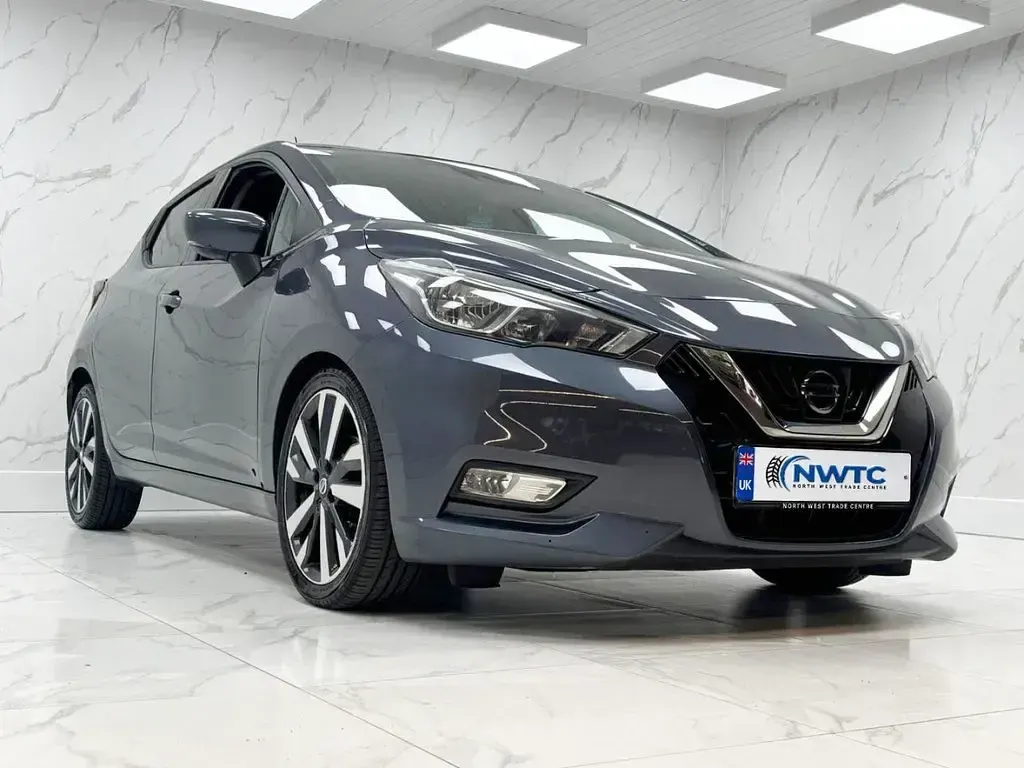 Used Nissan Micra Tekna 90 HP (66 kW) 2017 Grey Hatchback