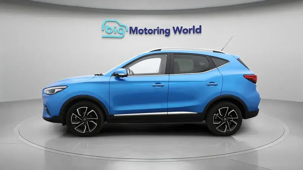 Używany MG ZS 2023 Niebieski SUV