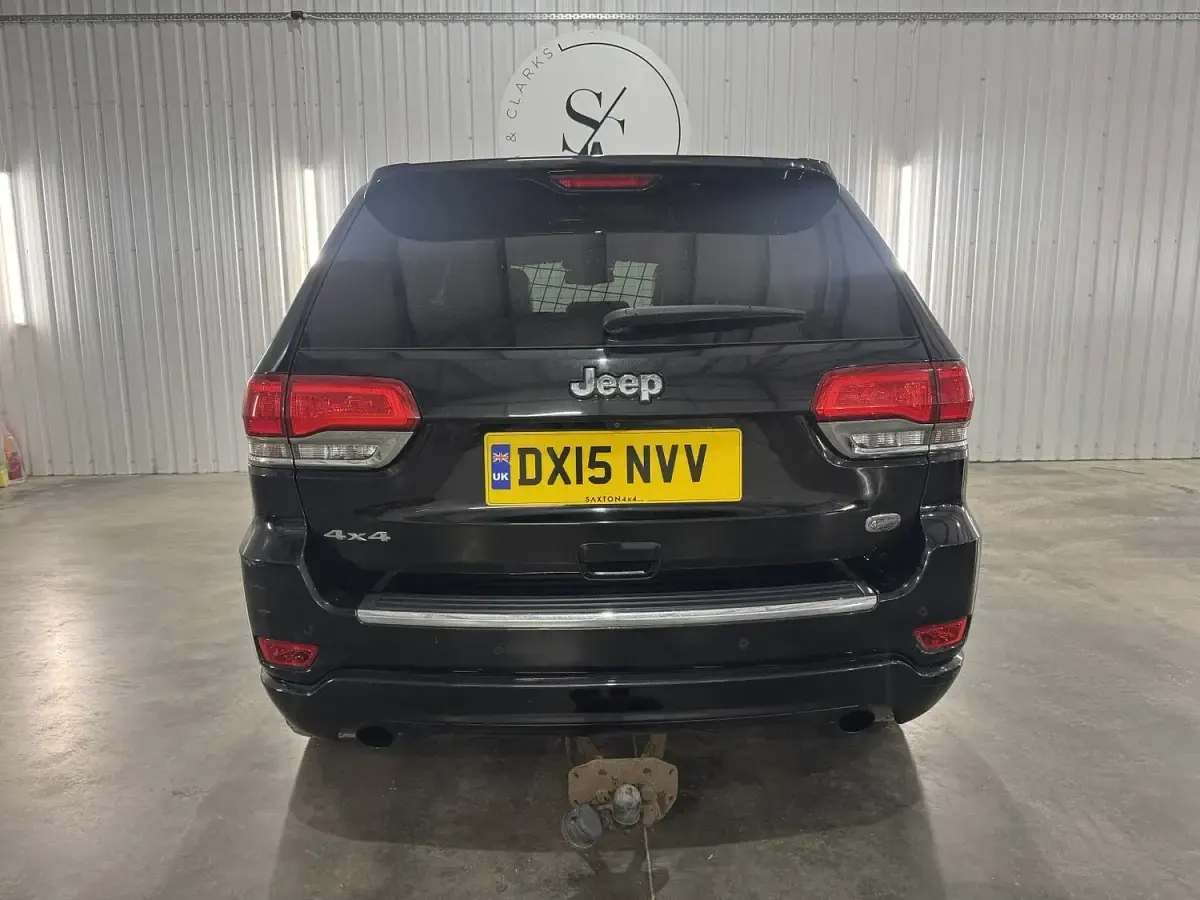 Used Jeep Grand Cherokee Overland 247 HP (181 kW) 2015 Black SUV