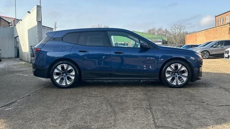 Used BMW iX Sport Line 236 kW (322 HP) 2023 Blue SUV