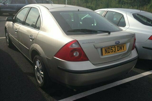 Używany Ford Mondeo 2003 Hatchback