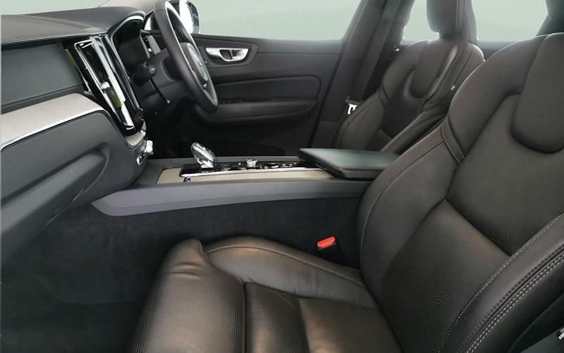 Used Volvo XC60 Inscription 235 HP (172 kW) 2020 Black SUV