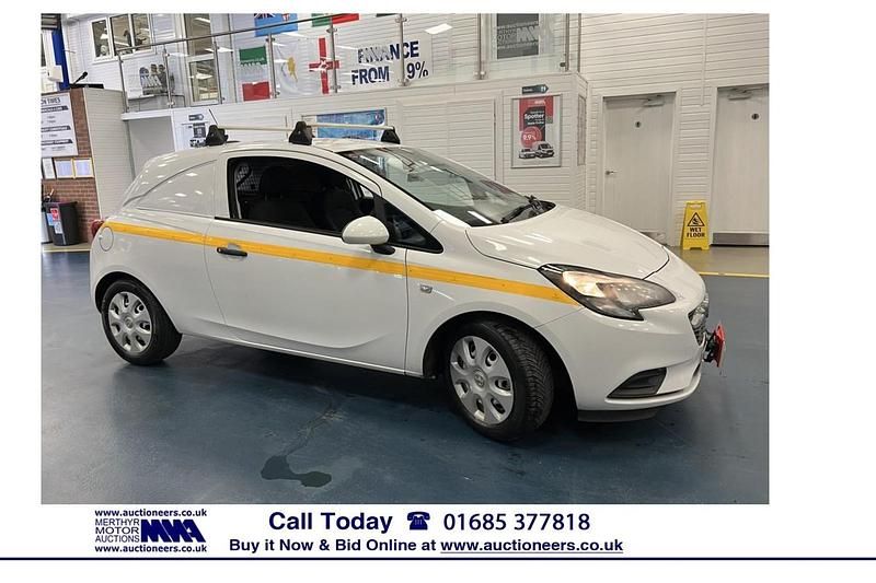 White Used 2016 Vauxhall Corsa Van | £3,370 (Good price) - Image 1/4