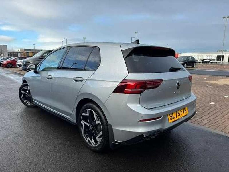 Used VW Golf VIII R-line 150 HP (110 kW) 2025 Silver Hatchback