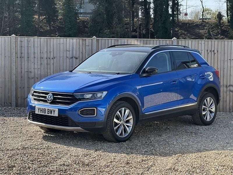 Usado VW T-Roc Design 150 HP (110 kW) 2018 Azul SUV