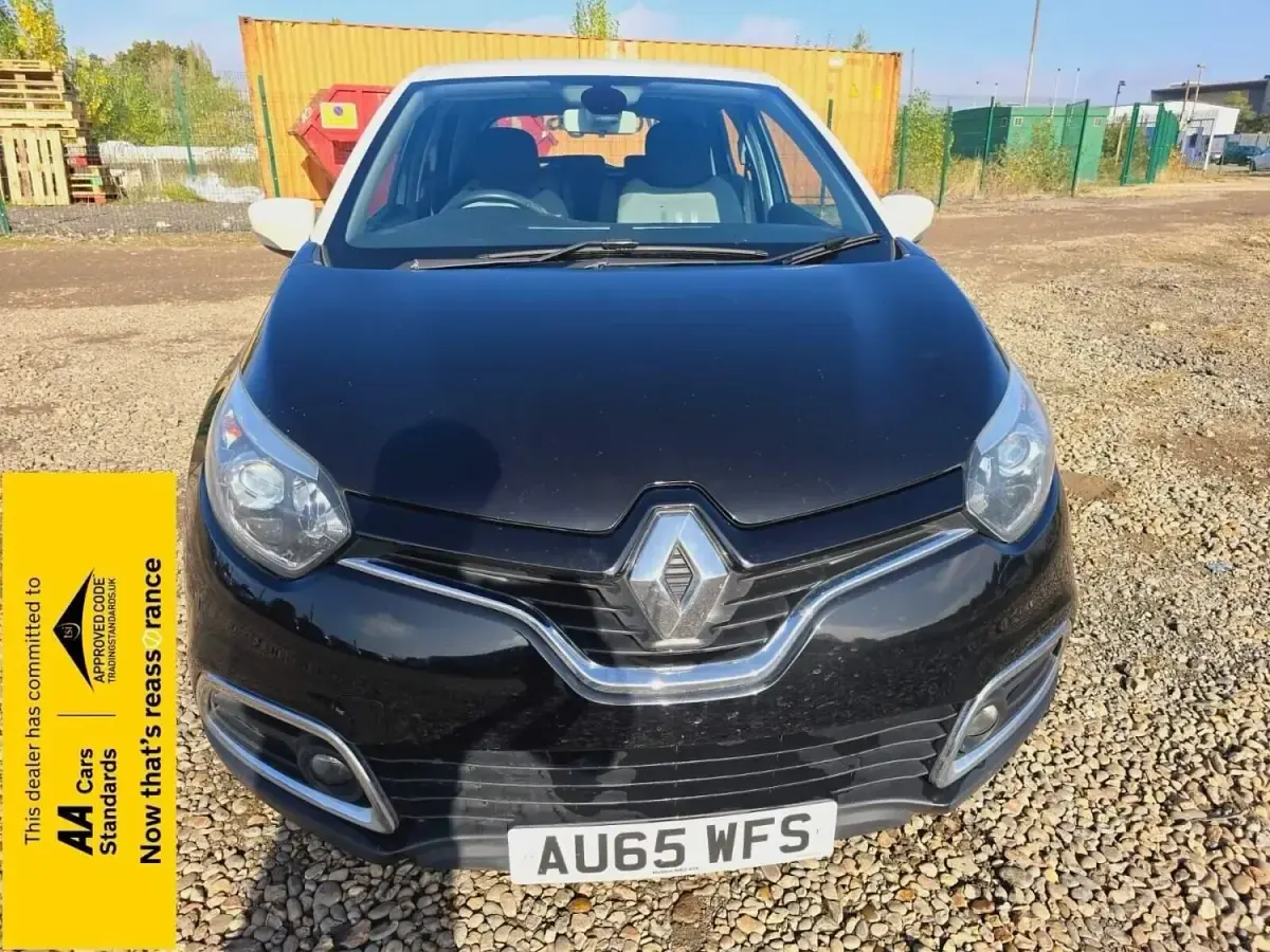Usado Renault Captur Dynamique 90 HP (66 kW) 2015 Bege SUV