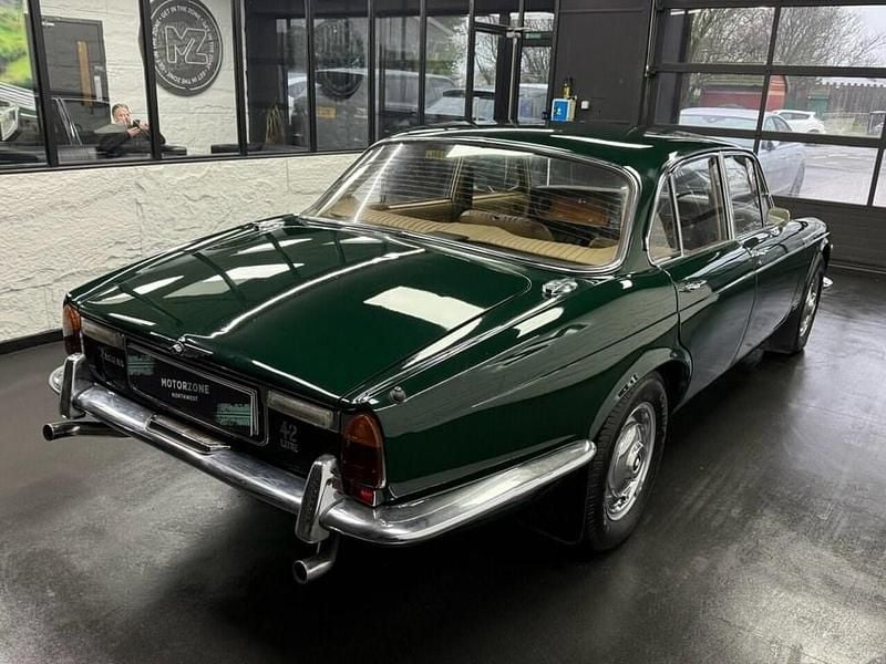 Used Jaguar XJ6 1972 Green Sedan