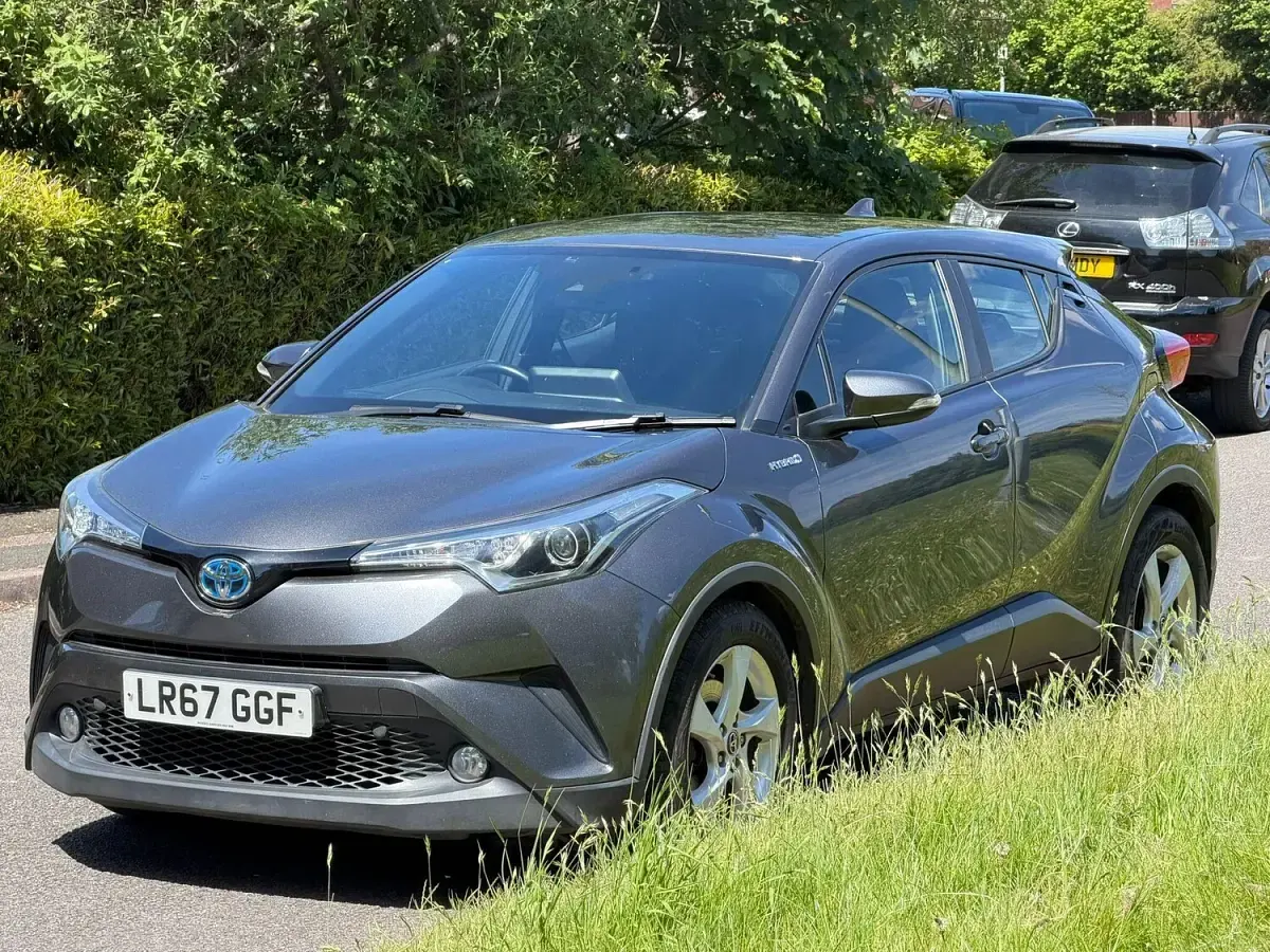 Used Toyota C-HR 2017 Grey SUV