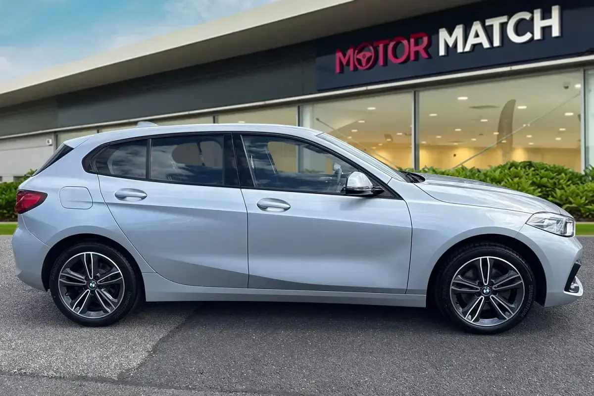 Used BMW 118 Sport Line 2020 Silver Hatchback