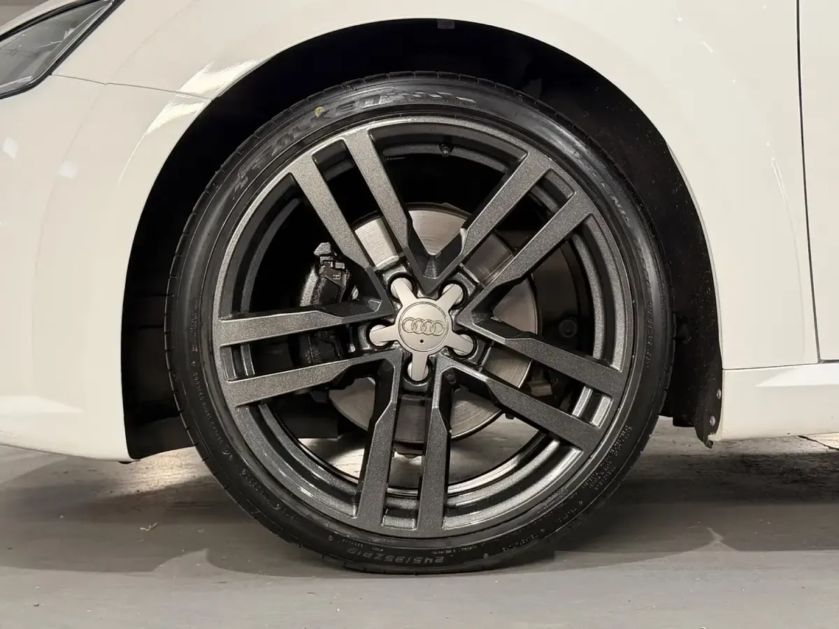 Used Audi TT S-Line 230 HP (169 kW) 2016 White Coupe