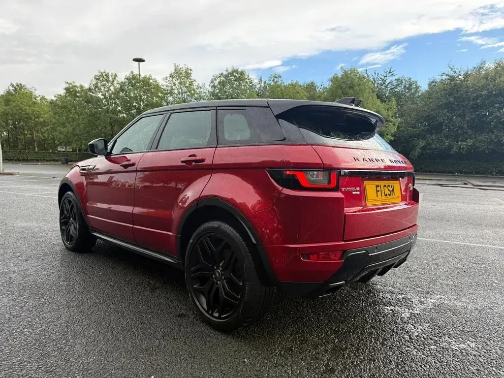Used Land Rover Range Rover evoque HSE Dynamic 180 HP (132 kW) 2016 Red SUV