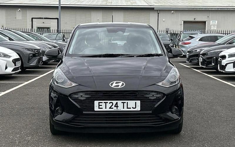 Used Hyundai i10 Premium 63 HP (46 kW) 2025 Hatchback
