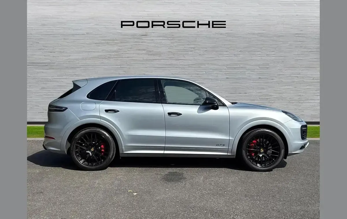 Used Porsche Cayenne GTS 453 HP (333 kW) 2023 Silver SUV