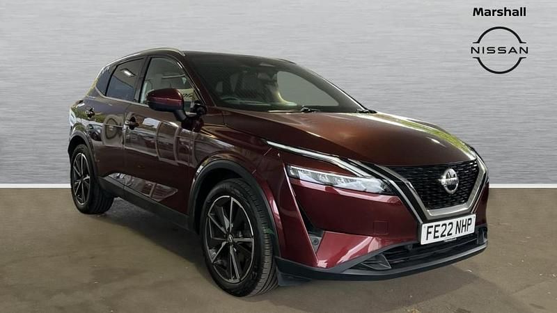 Red Used 2022 Nissan Qashqai Tekna SUV | £20,742 (Fair price) - Image 1/4