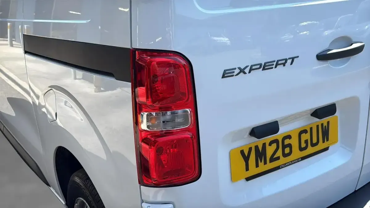 New Peugeot Expert 143 HP (105 kW) 2026 White Van