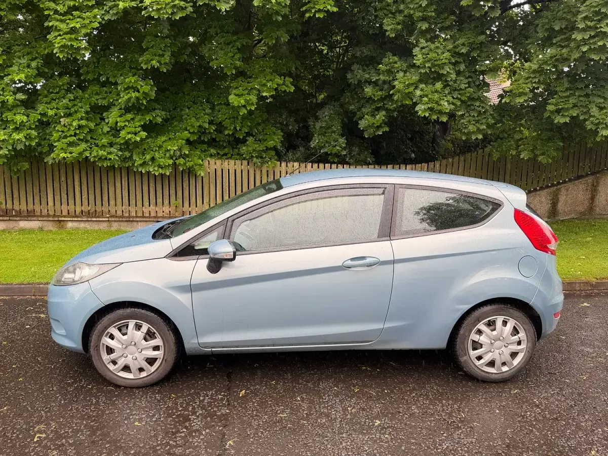 Used Ford Fiesta 2010 Blue Hatchback