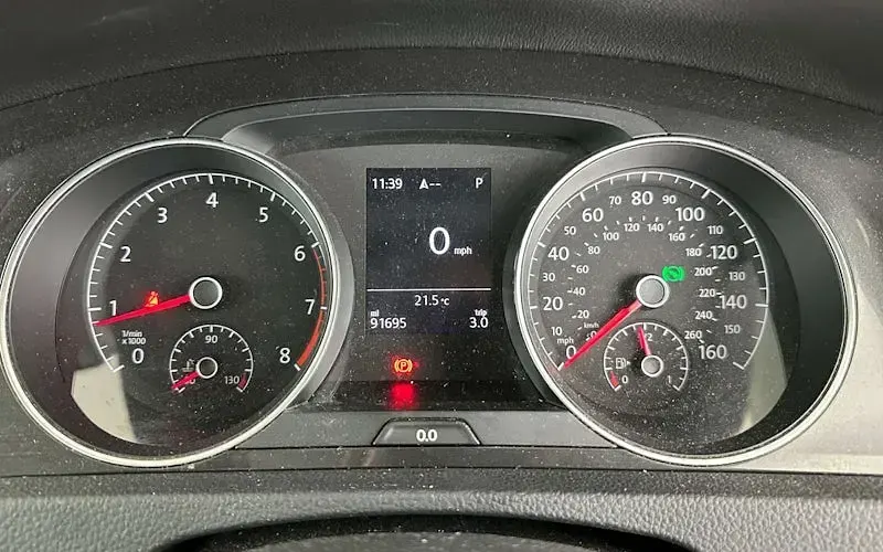 Used VW Golf VII SE 125 HP (91 kW) 2017 Black Hatchback