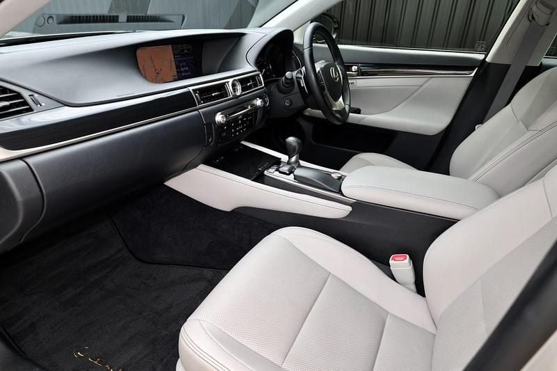 Used Lexus GS250 Luxury Line 206 HP (151 kW) 2012 Silver Sedan