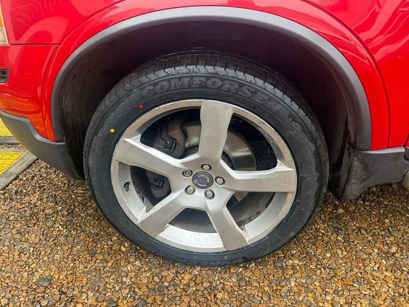 Used Volvo XC90 R-Design 182 HP (133 kW) 2009 Red SUV