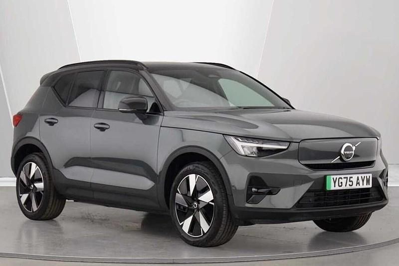 Green New 2025 Volvo EX40 Plus SUV | £45,000 (Super price) - Image 1/1