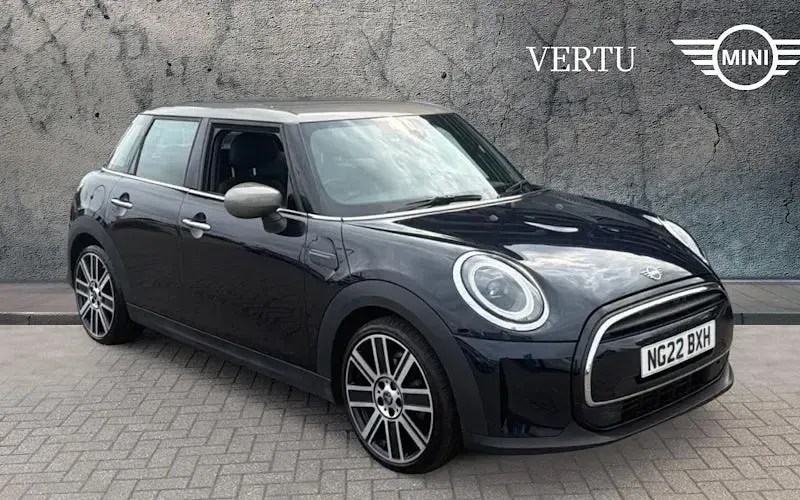 Used Mini Cooper Exclusive 136 HP (100 kW) 2022 Hatchback