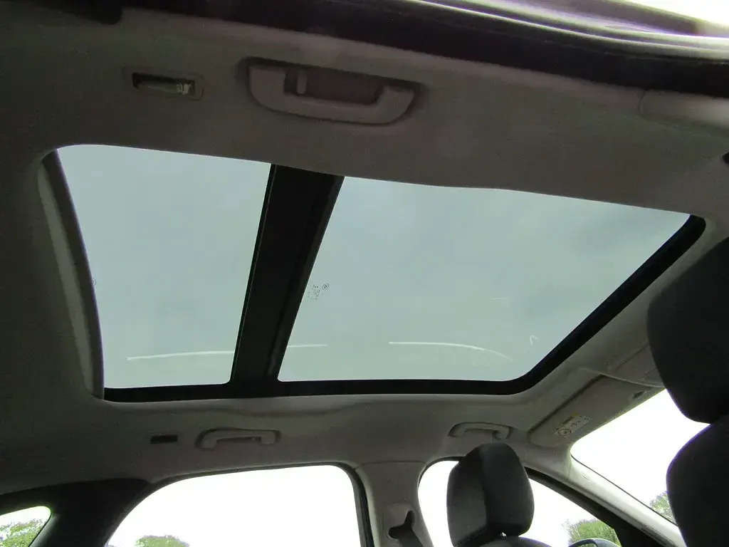 Usado Jaguar F-Pace Portfolio 2016 Cinzento SUV