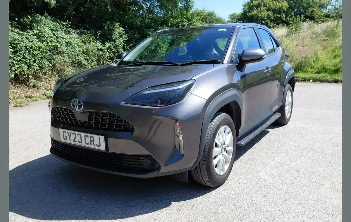 Used Toyota Yaris Cross 113 HP (83 kW) 2023 Grey SUV