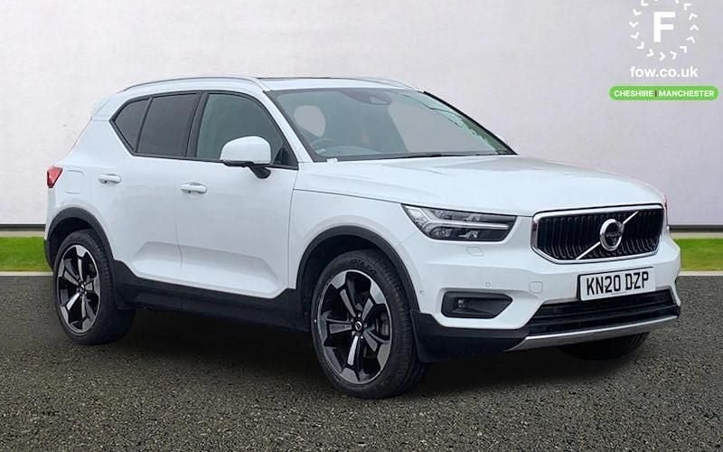 Usado Volvo XC40 Momentum 190 HP (139 kW) 2020 SUV
