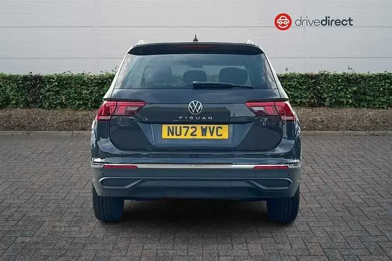 Used VW Tiguan Life 130 HP (95 kW) 2022 Grey SUV