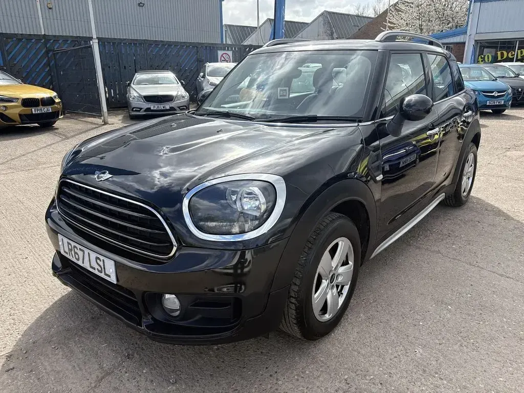 Used Mini Cooper D 150 HP (110 kW) 2017 Black Hatchback
